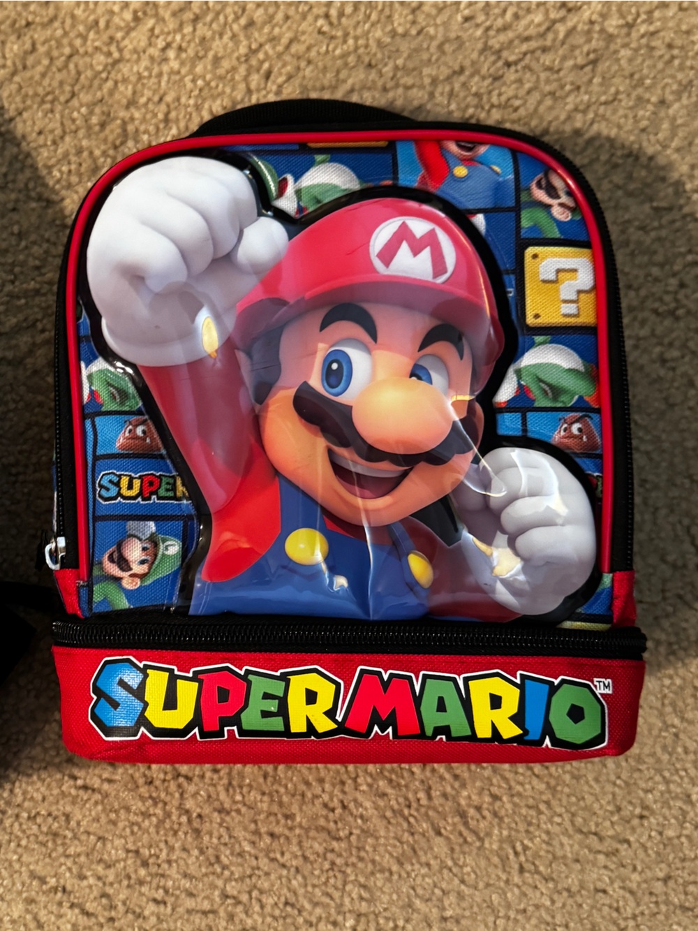 Super Mario Lunch & Backpack - Picture 4 of 13
